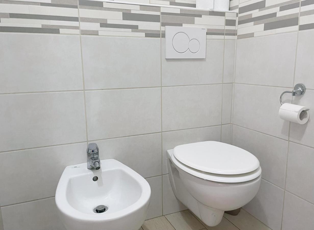 Residenza Borgo Trento Sunday Hotel Verona Bagian luar foto