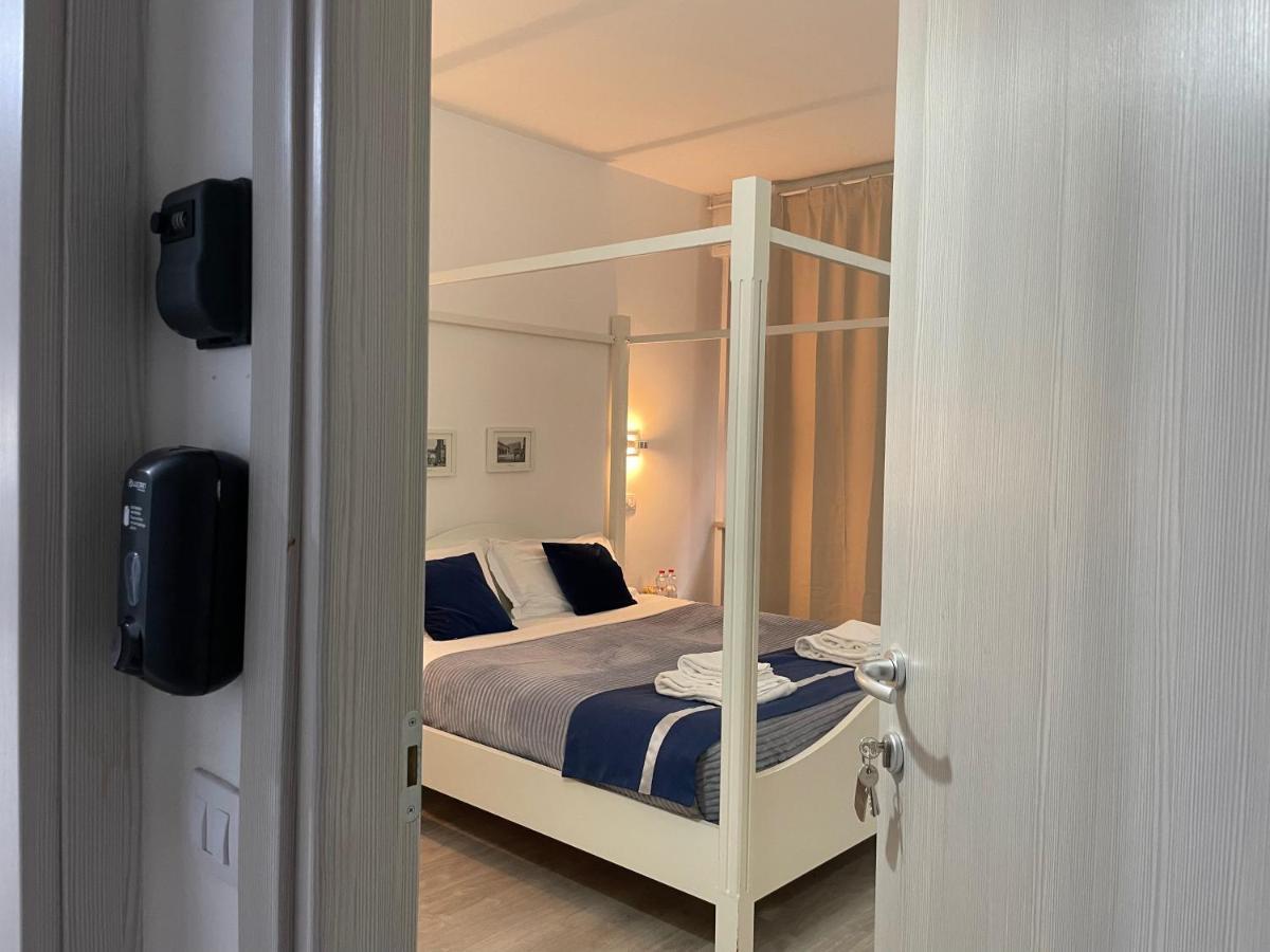 Residenza Borgo Trento Sunday Hotel Verona Bagian luar foto
