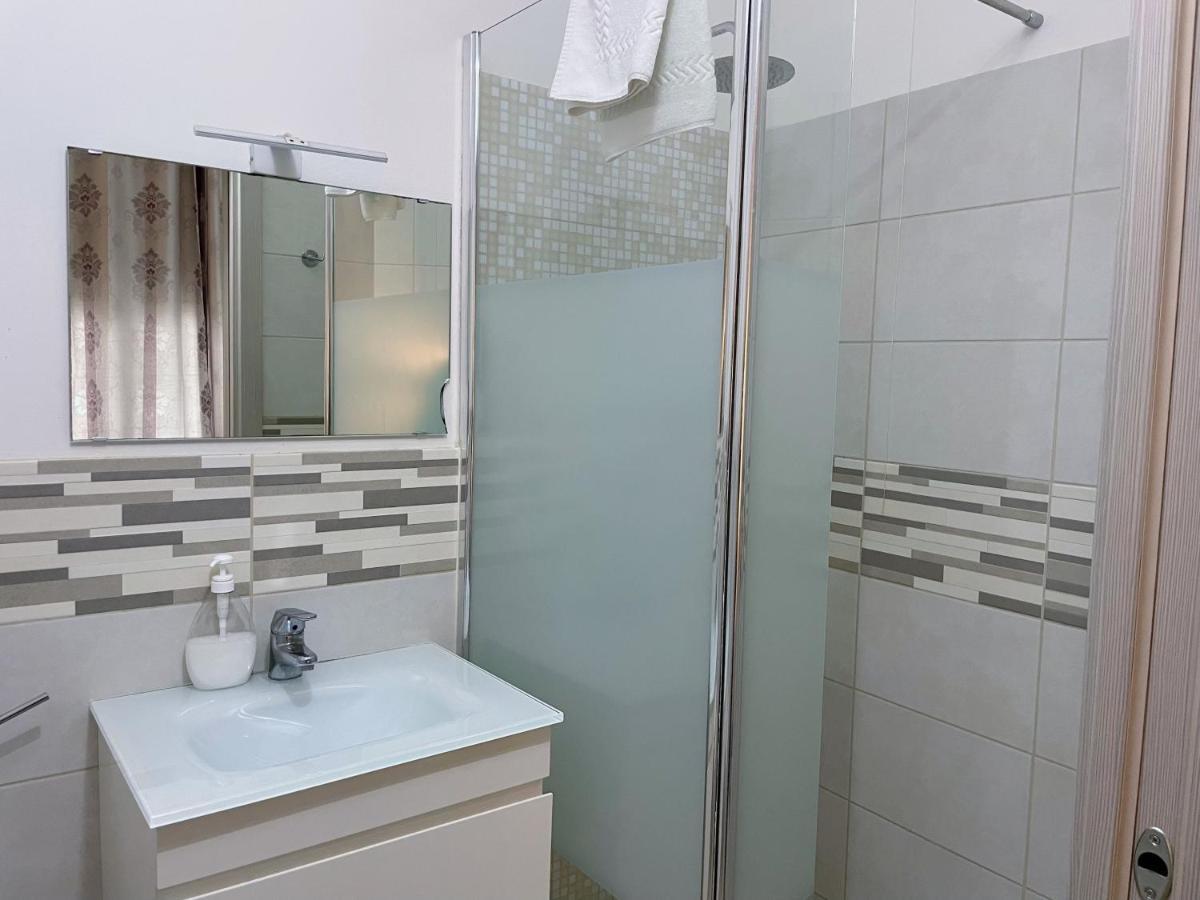 Residenza Borgo Trento Sunday Hotel Verona Bagian luar foto