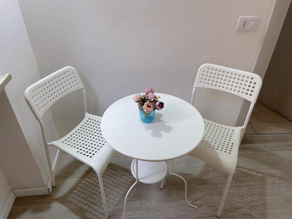 Residenza Borgo Trento Sunday Hotel Verona Bagian luar foto